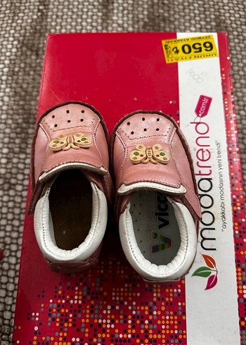 Kelebek Nakışlı Pembe Kız Bebek İlk Adım Ayakkabısı - Görsel 3