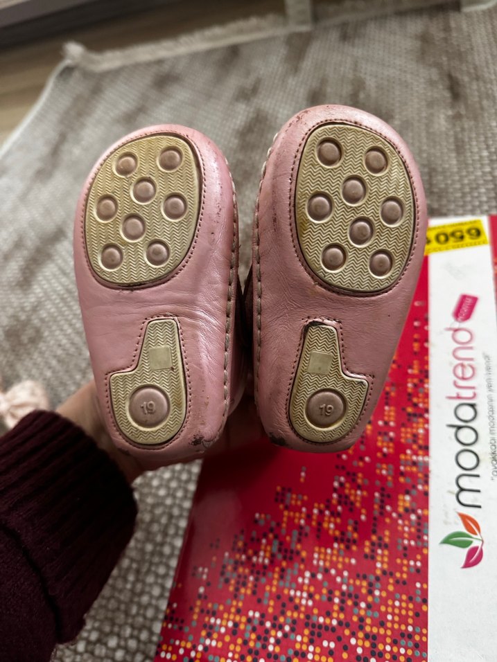 Kelebek Nakışlı Pembe Kız Bebek İlk Adım Ayakkabısı - Görsel 2