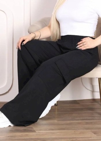 Trendyol & Milla Siyah Rahat Kesim Midi Kadın Kumaş Pantolon