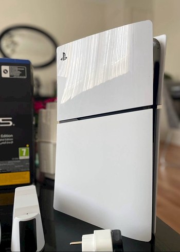 PLAYSTATİON 5 1 TB SORUNSUZ