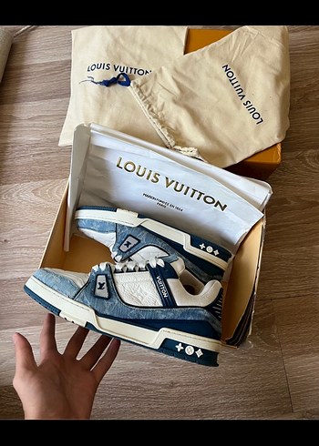 Louis Vuitton 43