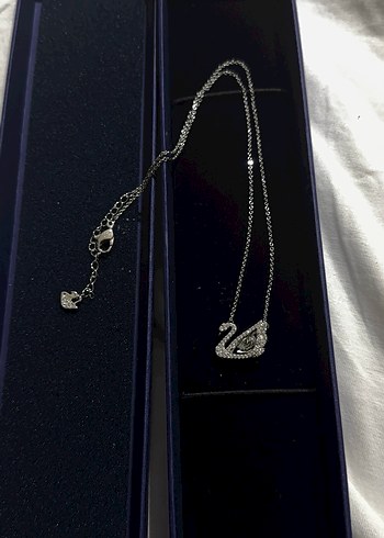 Swarovski kuğu kolye beyaz - Görsel 2