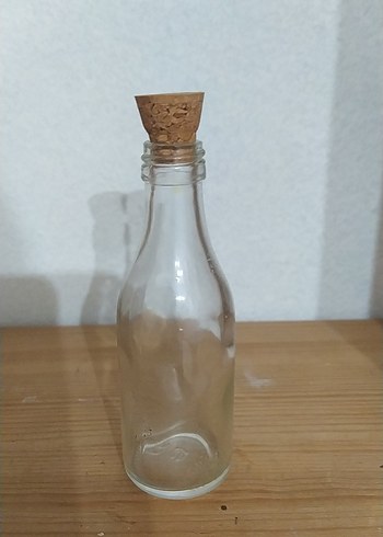Mantarlı şişe