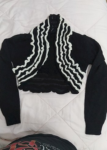 Siyah Zebra Desenli Fırfırlı Bolero - Görsel 2
