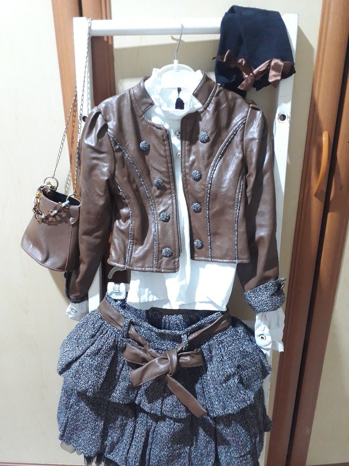 Zincir Detaylı Kahverengi Deri Biker Ceket - Görsel 2