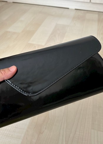 Siyah Parlak Deri Kadın Clutch Çanta - Görsel 3