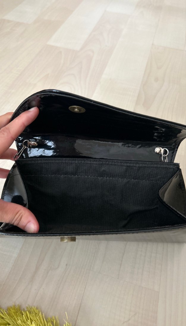 Siyah Parlak Deri Kadın Clutch Çanta - Görsel 2