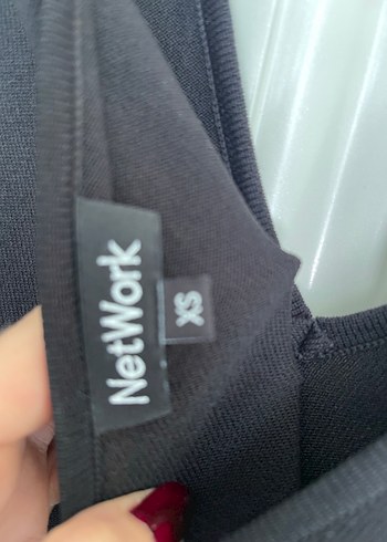 xs Beden NETWORK XS -S Siyah V Yaka Kemerli Uzun Kollu Bluz