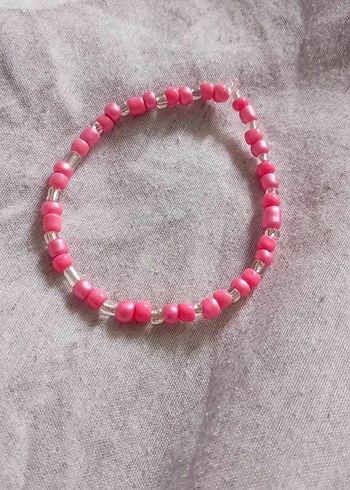 Zara pembe lastikli bileklik hediye konur