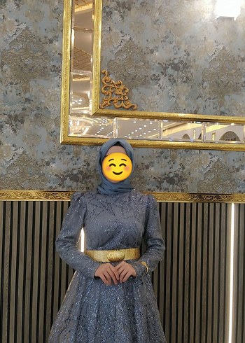 Gri Yüksek Yakalı Uzun Abiye Elbise