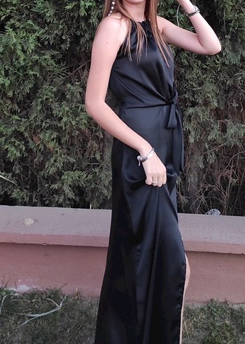 Siyah Uzun Kadın Gece Elbisesi - Görsel 3