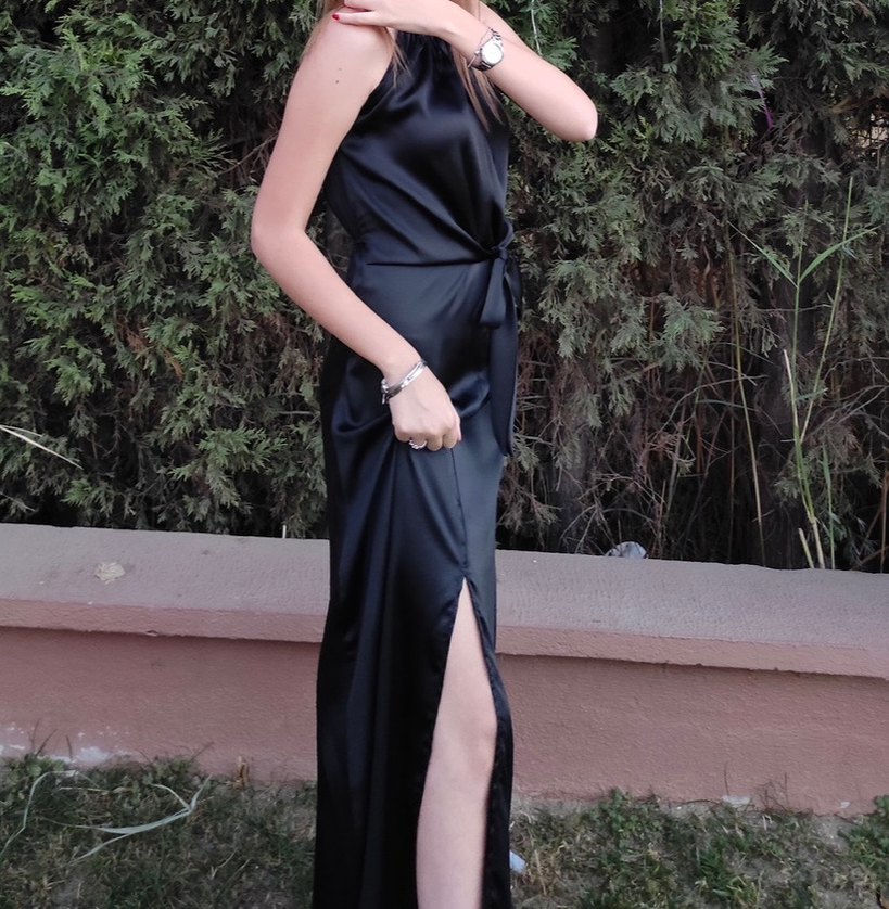Siyah Uzun Kadın Gece Elbisesi - Görsel 2