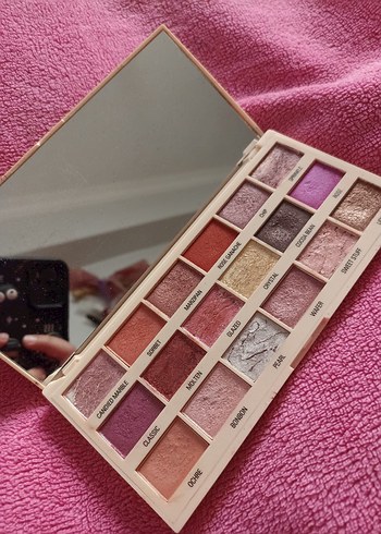 REVOLUTION Marble Rose Gold