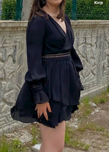 Siyah şifon elbise