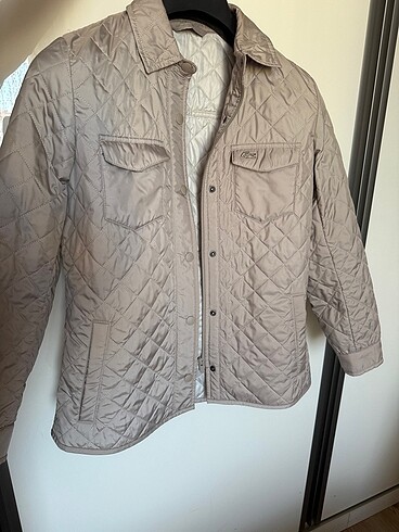 Lacoste kadin mont 36 beden