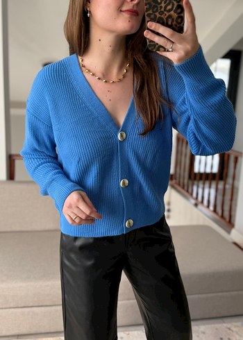 Düğmeli Mavi V Yaka Kadın Hırka - Görsel 3