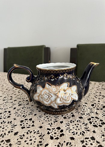 Koyu Beyaz Çiçekli Porselen Demlik - Görsel 2