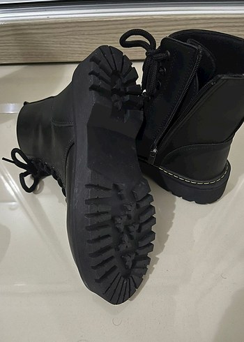 Siyah kadın postal Bot - Görsel 3