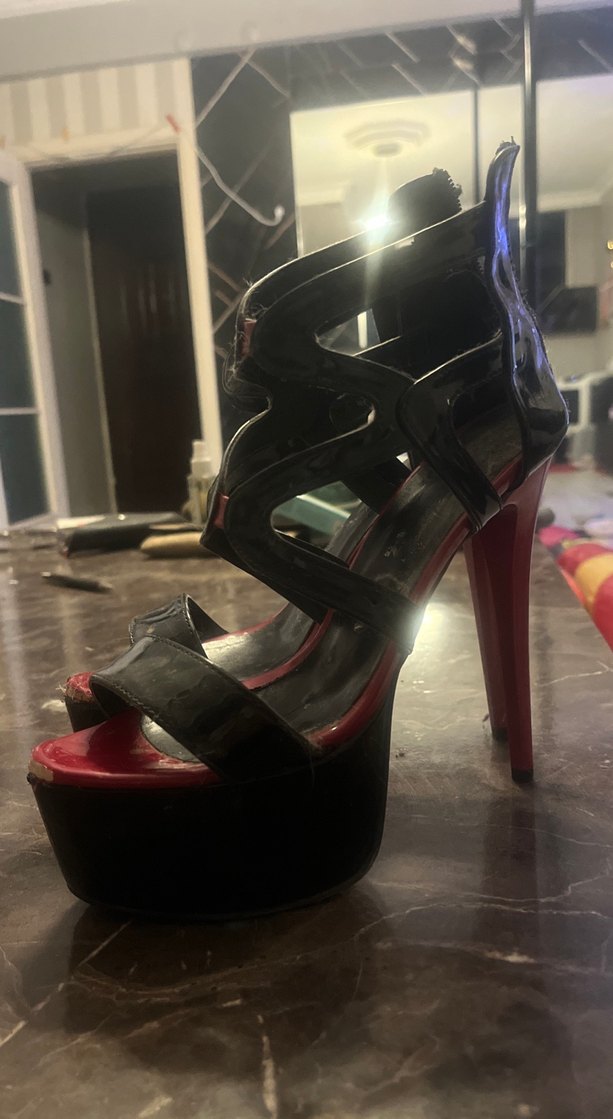 Kırmızı Desenli Platform Topuklu Kadın Ayakkabı - Görsel 4