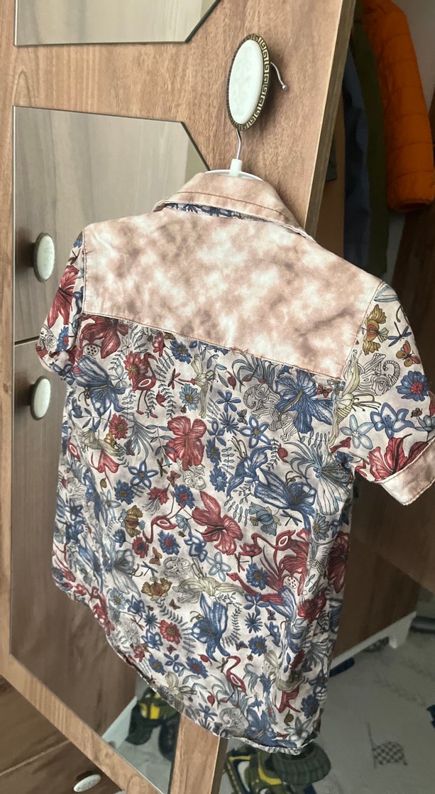 Erkek Çocuk Çok Renkli Batik Kısa Kollu Gömlek - Görsel 2