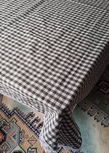 Gri Ekose Desenli Masa Örtüsü - Görsel 3