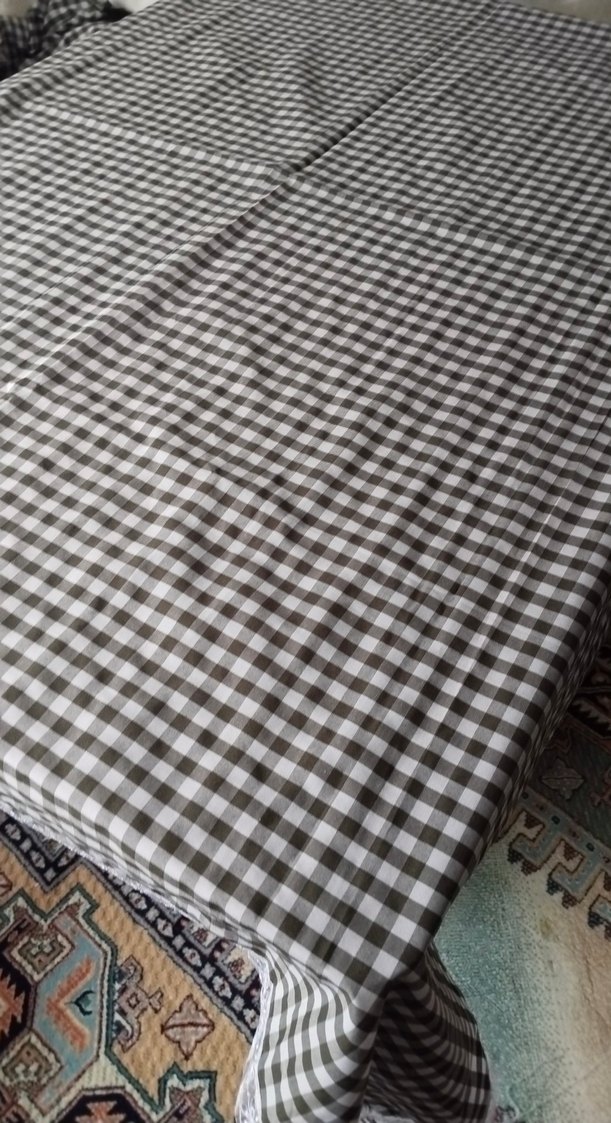 Gri Ekose Desenli Masa Örtüsü - Görsel 2