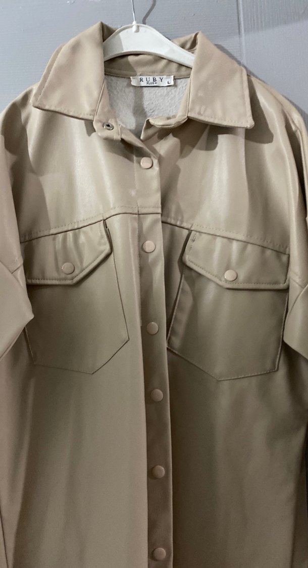 Bej Deri Mini Düğmeli Kadın Ceket - Görsel 3