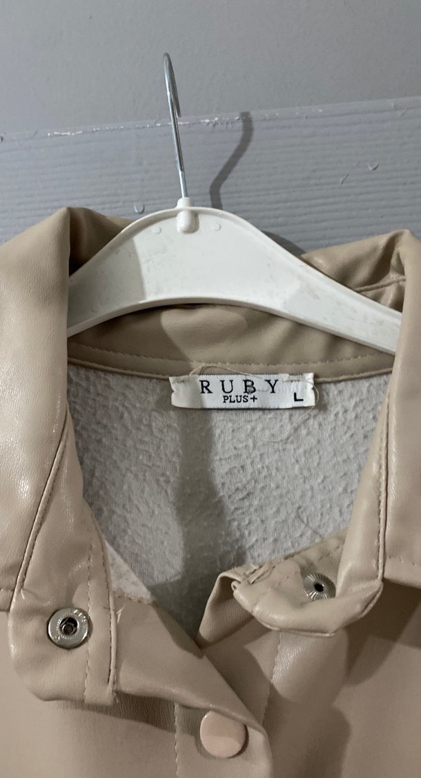 Bej Deri Mini Düğmeli Kadın Ceket - Görsel 2