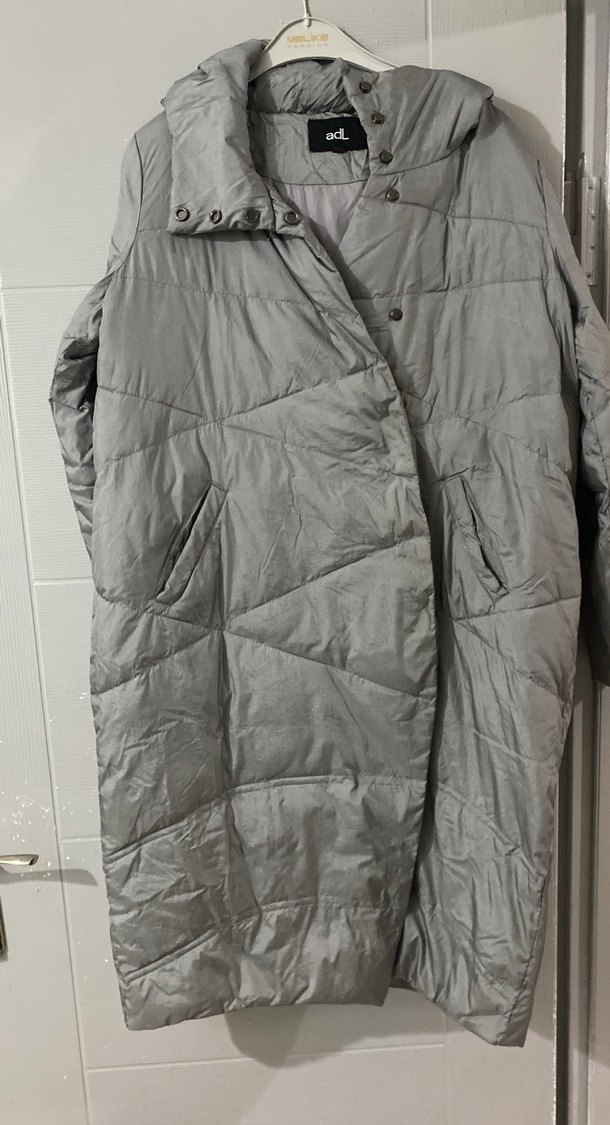 Gri Düğmeli Kolsuz Kadın Ceket - Görsel 3