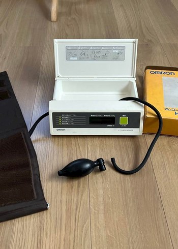 Omron Omron HEM-409 Tansiyon Aleti