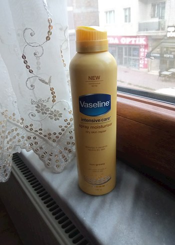 Vaseline Intensive Care Sprey Nemlendirici