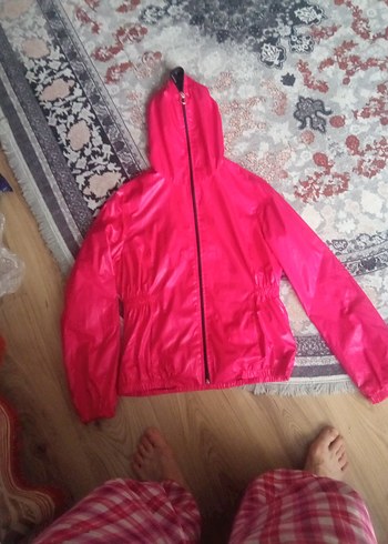 Pembe Kapüşonlu Fermuarlı Kadın yağmurluk - Görsel 4