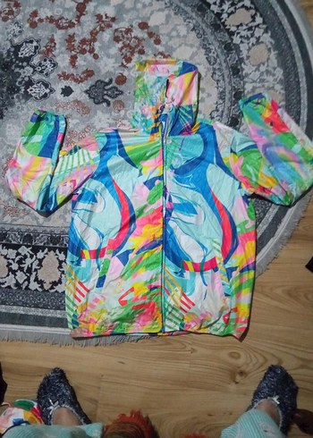 Renkli Kapüşonlu Kadın yağmurluk - Görsel 2