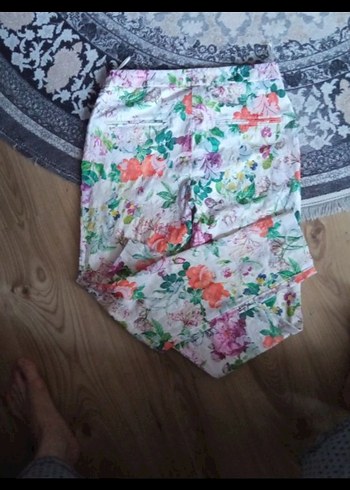 ADİL ISİK Çiçek Desenli Rahat Kesim Kadın Kumaş Pantolon - Görsel 4