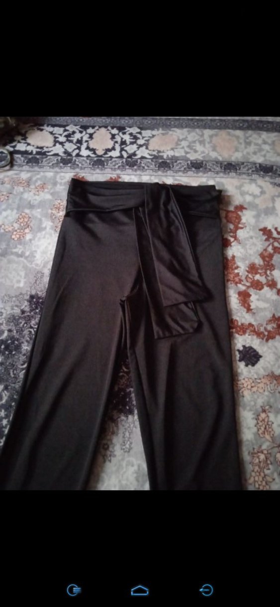 Kemer Detaylı Siyah Midi Tayt - Görsel 4