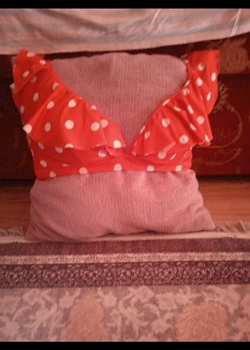 Kırmızı Puantiyeli Uzun İpli Bikini üstü - Görsel 2