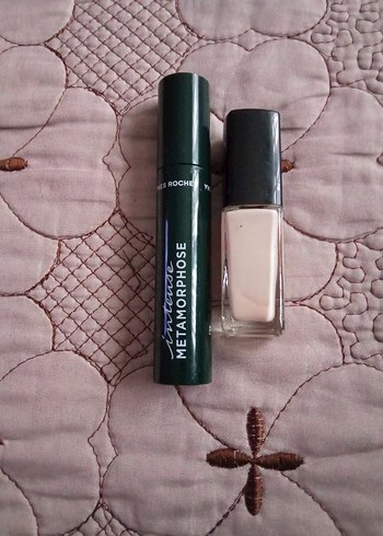 YVES  ROCHER maskara ve oje - Görsel 3