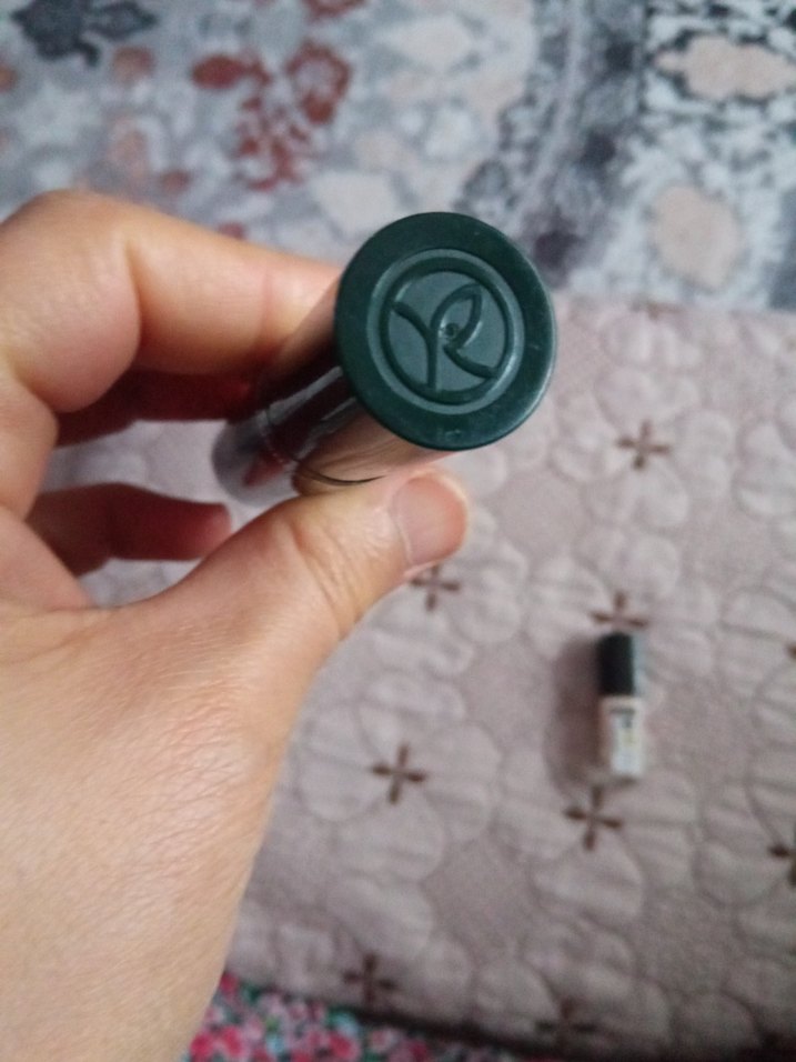 YVES  ROCHER maskara ve oje - Görsel 5