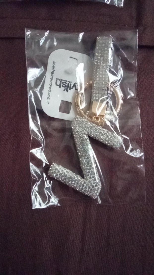 Kadın Parlak Pul Detaylı Sokak Stili Anahtarlık - Görsel 2