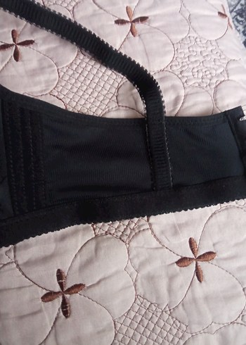 Siyah Minimalist Midi Sütyen - Görsel 7