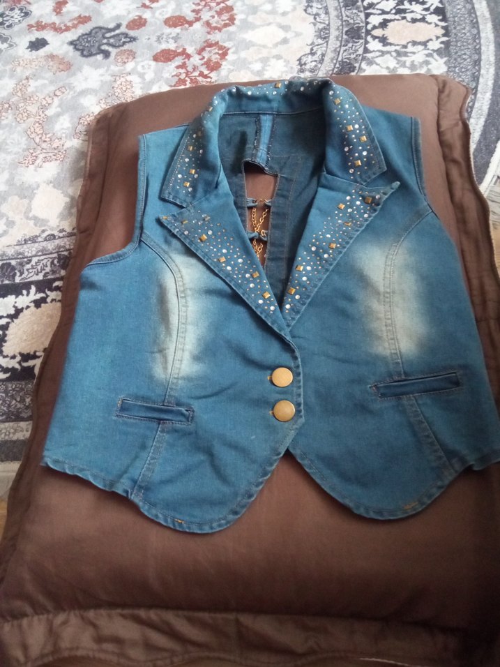 Düğmeli Nakışlı Kolsuz Kot Yelek - Görsel 5