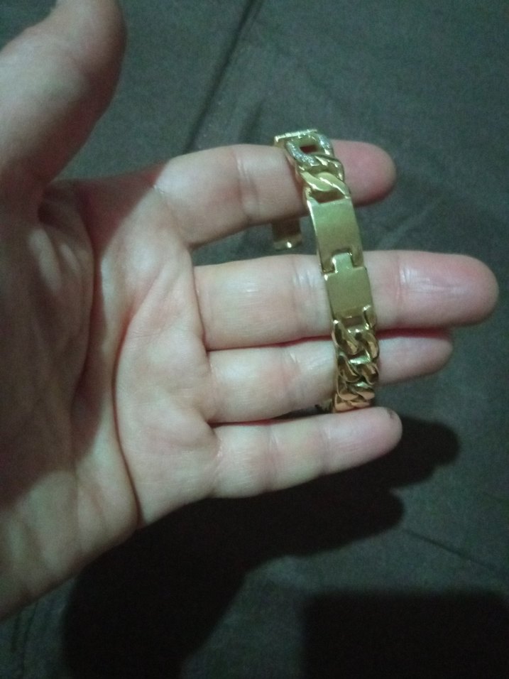 Zincir Detaylı Altın Renk Kadın Bileklik - Görsel 5