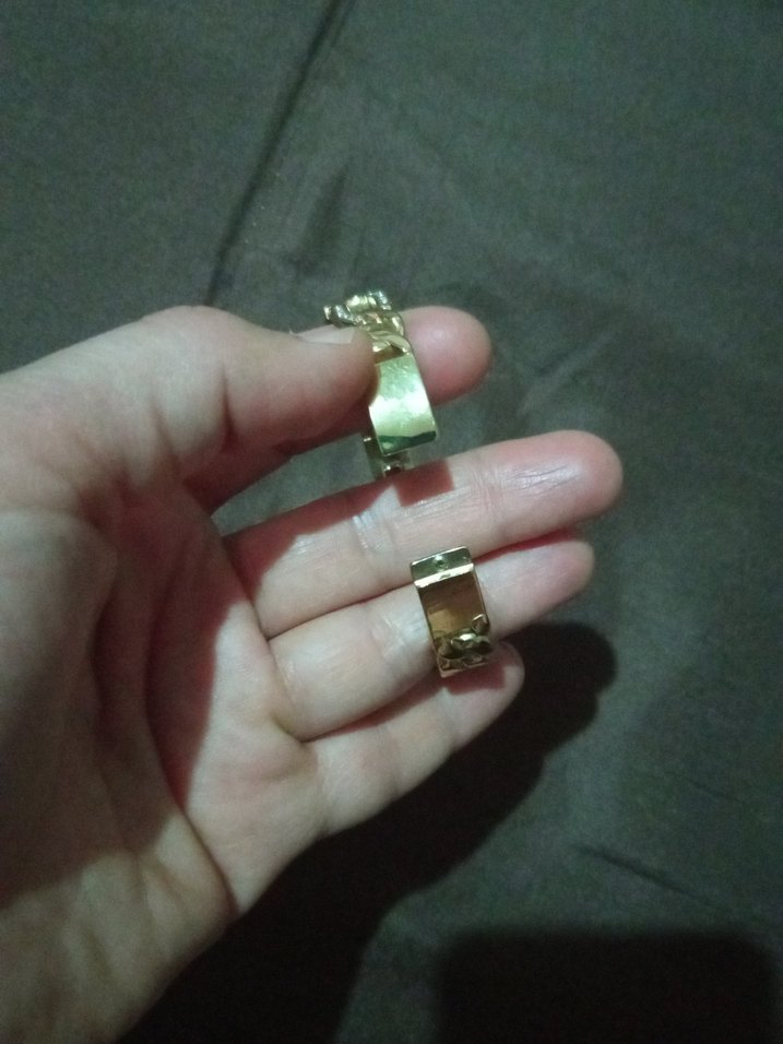 Zincir Detaylı Altın Renk Kadın Bileklik - Görsel 4