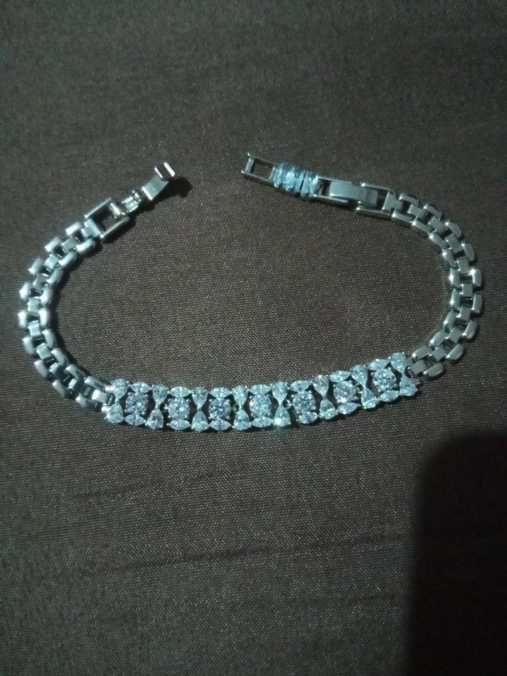 XUPING Çelik Gri Yılan Desenli Boncuklu Kadın Bileklik - Görsel 4