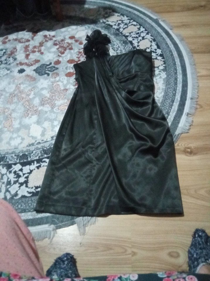 Siyah Drapeli Tek Omuzlu Abiye Elbise - Görsel 4