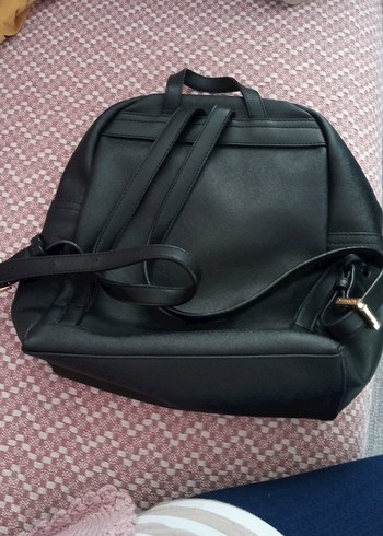 Siyah Deri Kadın Sırt Çantası - Görsel 2