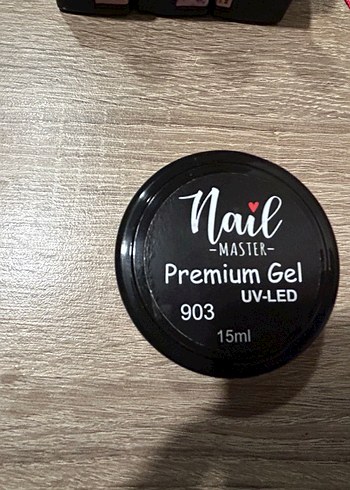Nail master 15 mil nude jel ve kalıcı oje - Görsel 2