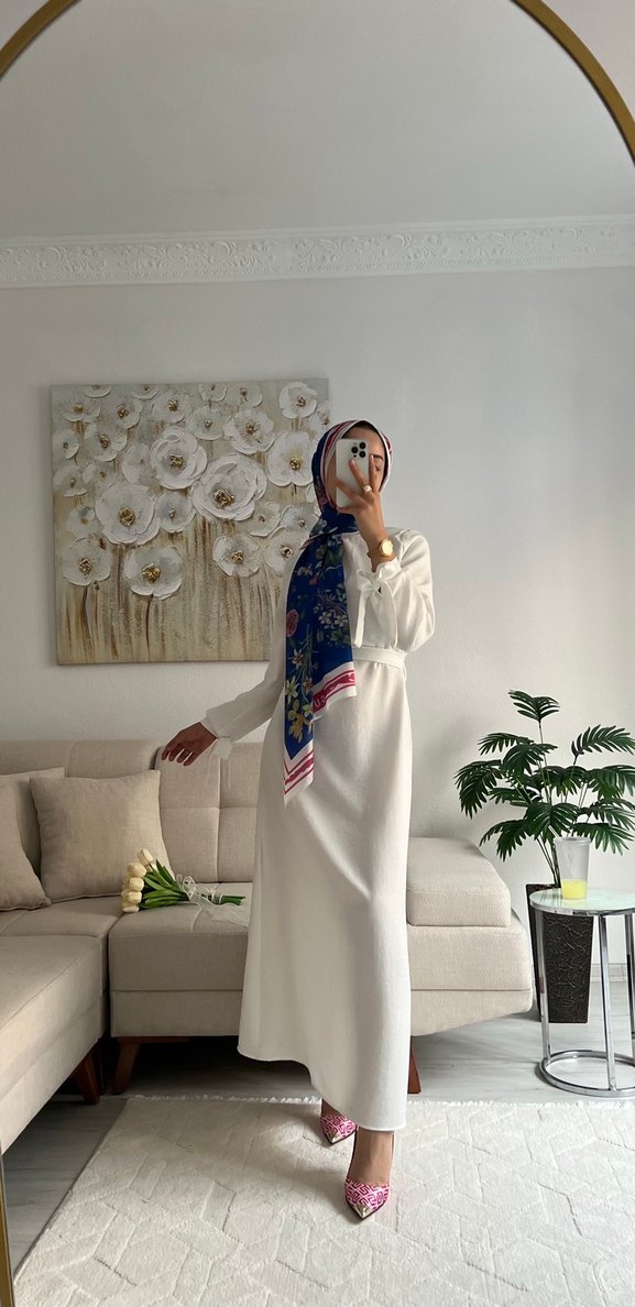 Uzun Beyaz Salaş Bağlamalı Kadın Elbise - Görsel 2