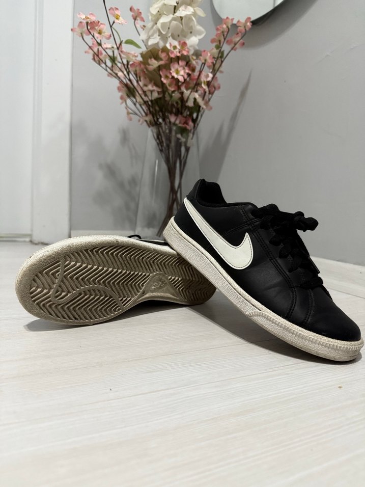 Nike spor ayakkabısı - Görsel 4