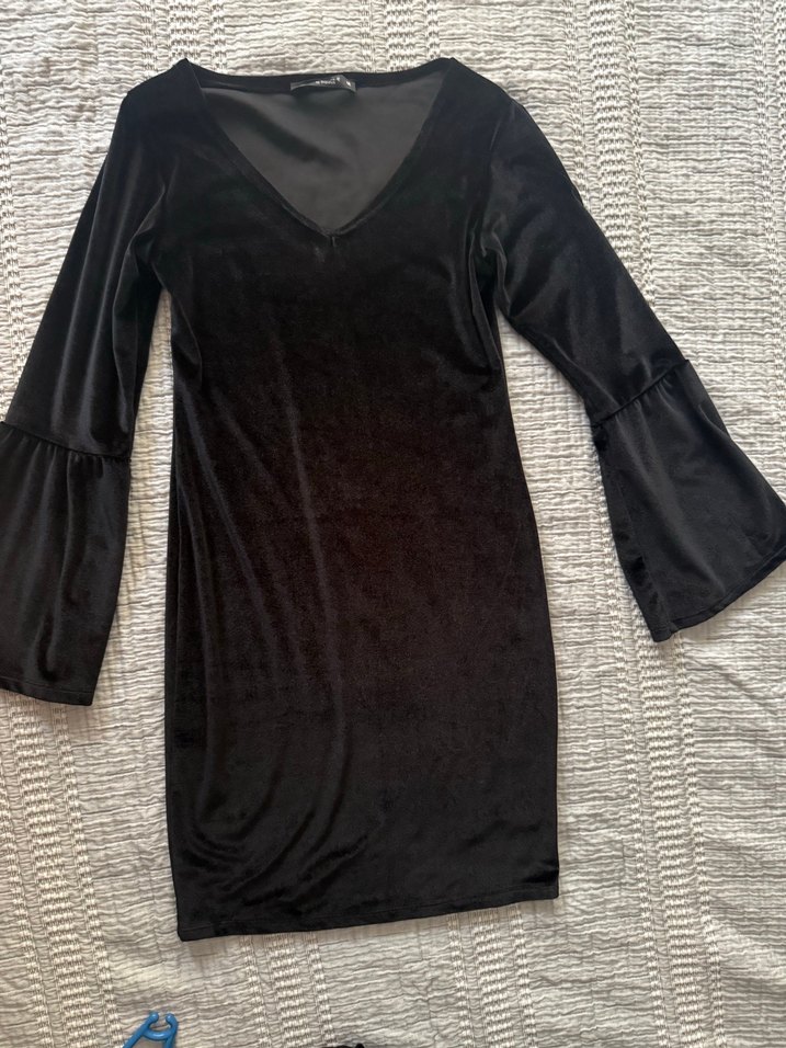 Siyah V Yaka Uzun Kollu Gotik Elbise - Görsel 3